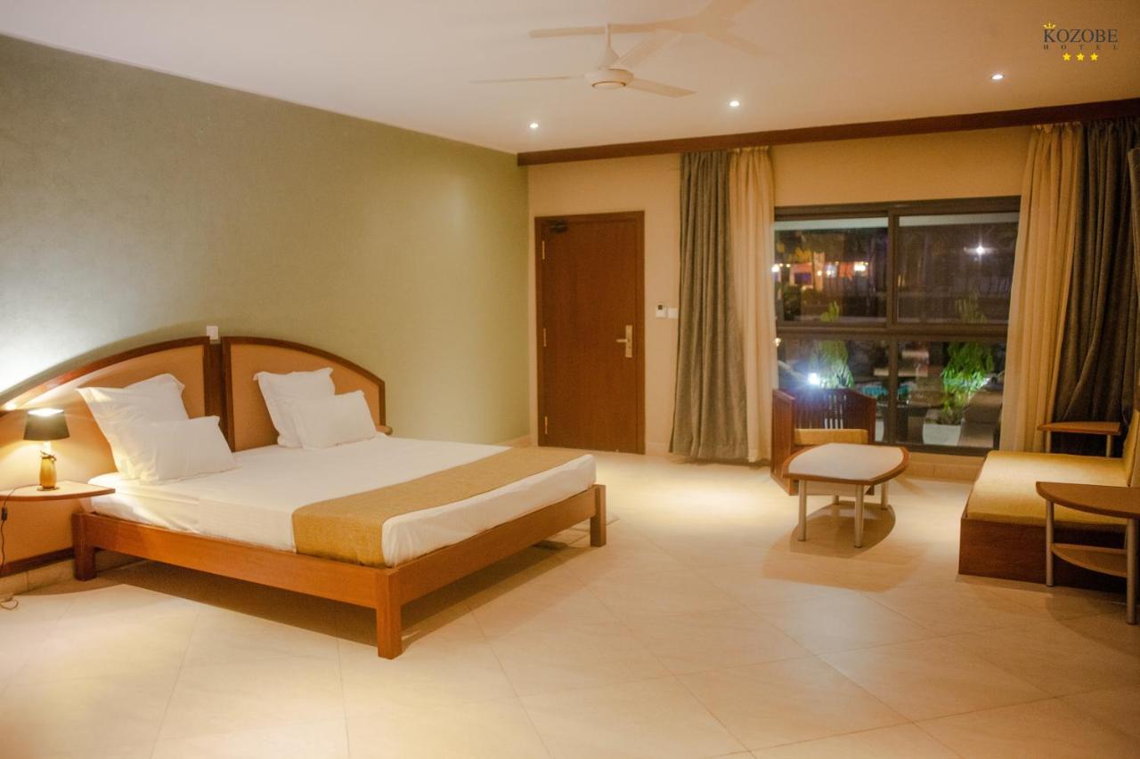 Kozobe Hotel Ambilobe Εξωτερικό φωτογραφία
